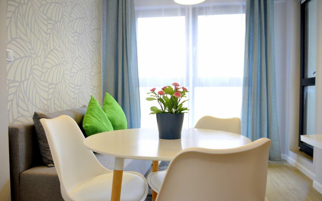 Chlodna Apartment By Your Freedom Warschau Buitenkant foto
