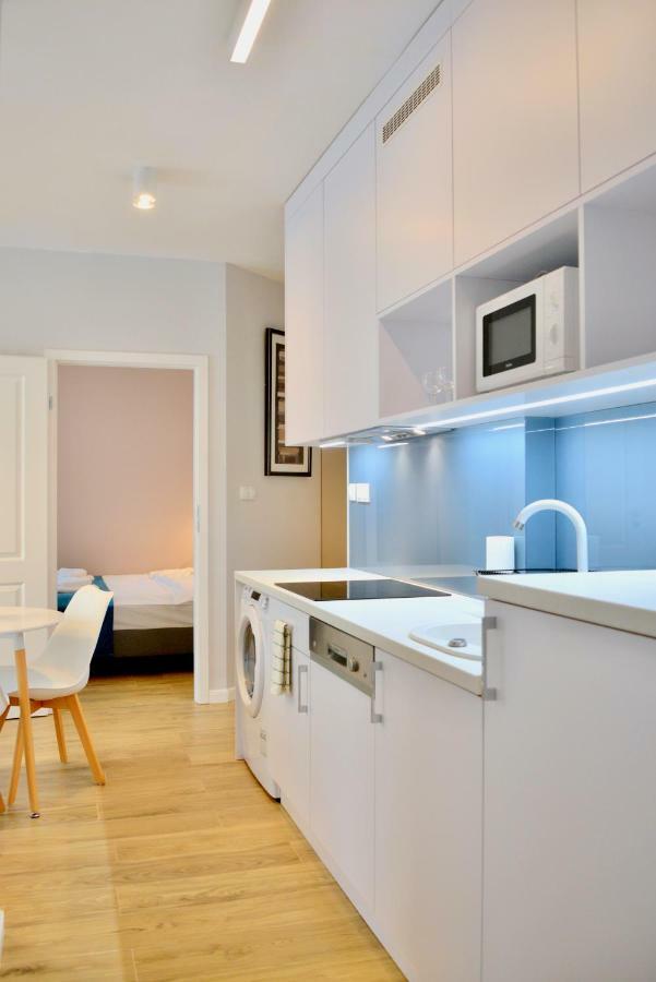 Chlodna Apartment By Your Freedom Warschau Buitenkant foto